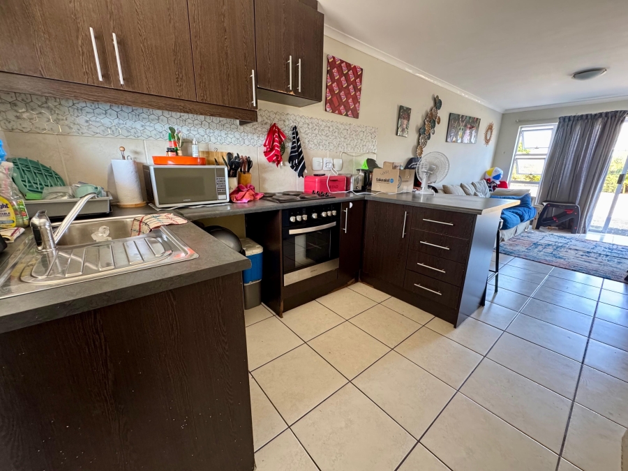 To Let 2 Bedroom Property for Rent in Melkbosstrand Central Western Cape